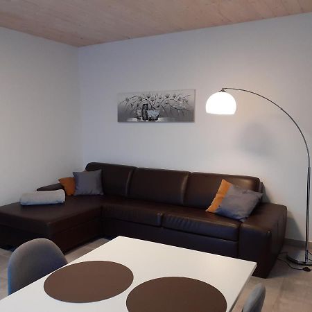 Erdgeschoss-Appartement Mit Seeblick Ahrensbok Ngoại thất bức ảnh