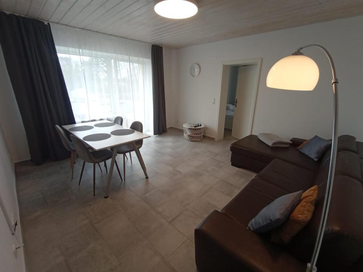Erdgeschoss-Appartement Mit Seeblick Ahrensbok Ngoại thất bức ảnh